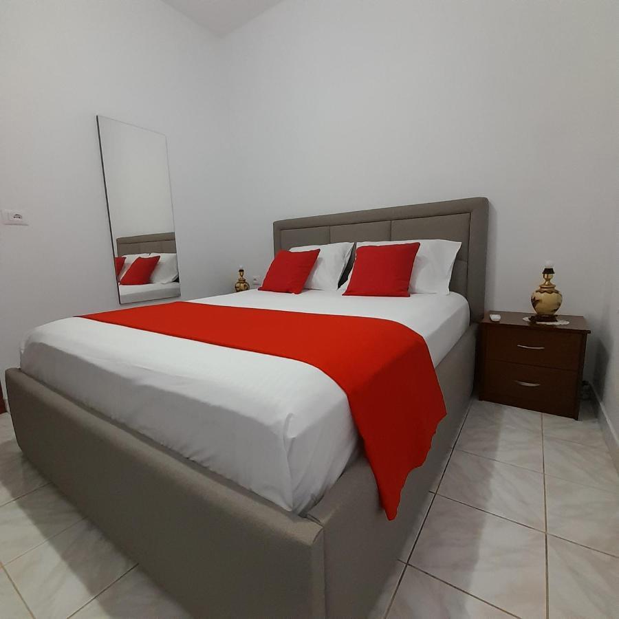 Luxury Dennis Home Σαράντα Εξωτερικό φωτογραφία