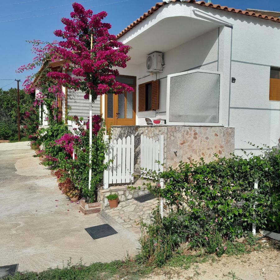 Luxury Dennis Home Σαράντα Εξωτερικό φωτογραφία